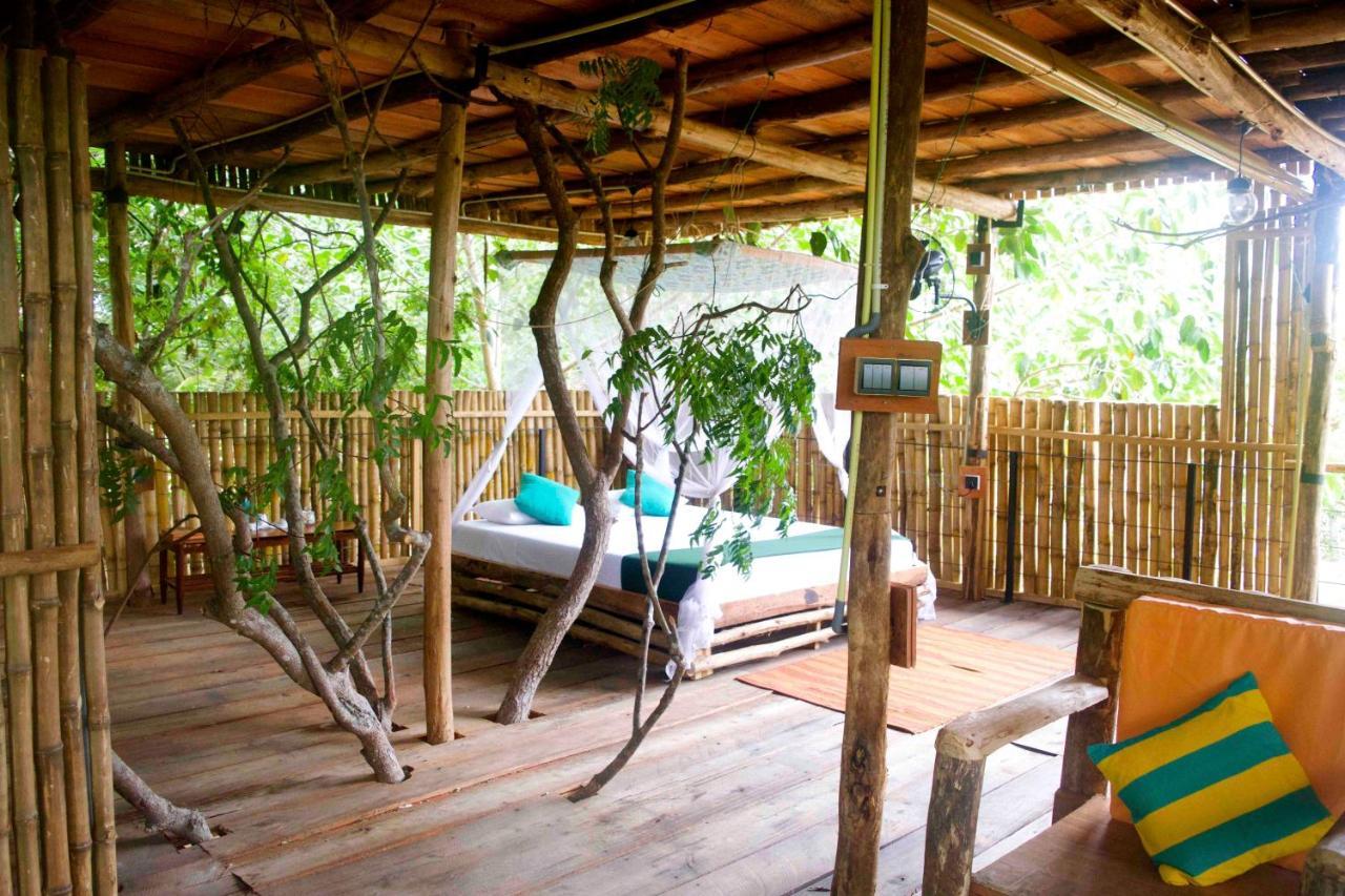 The Saraii Tree Lodge Tissamaharama Exteriör bild