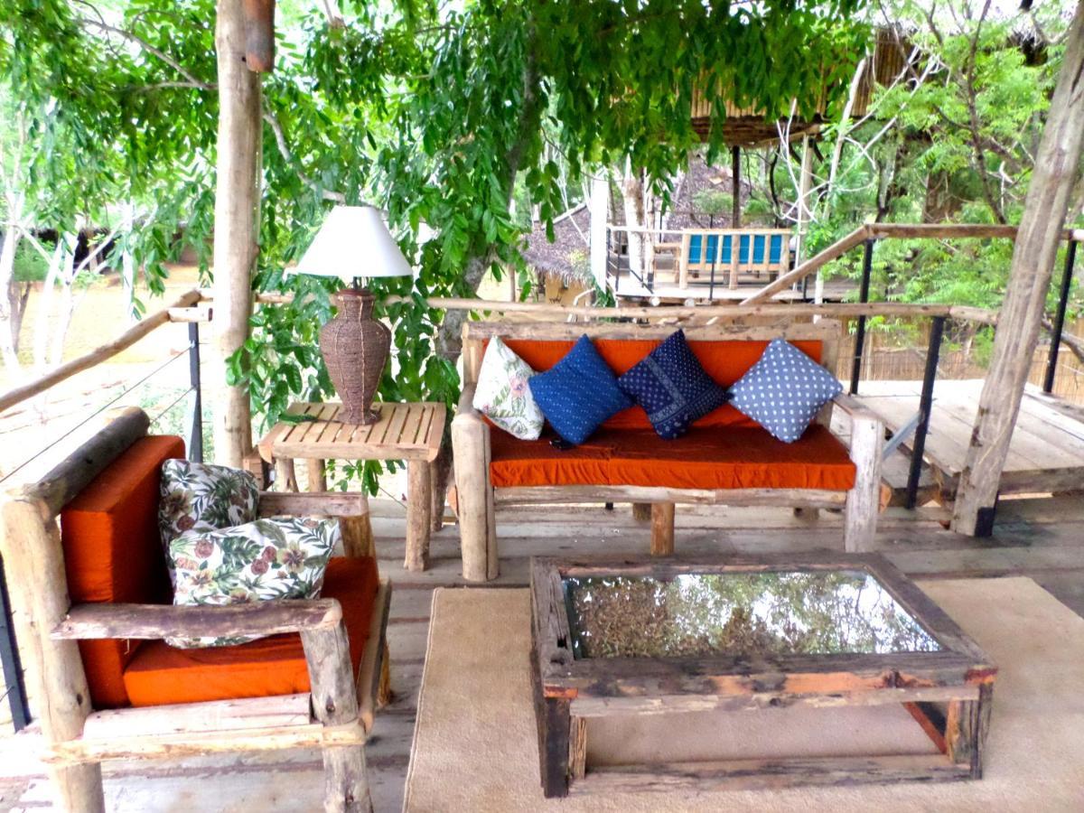 The Saraii Tree Lodge Tissamaharama Exteriör bild