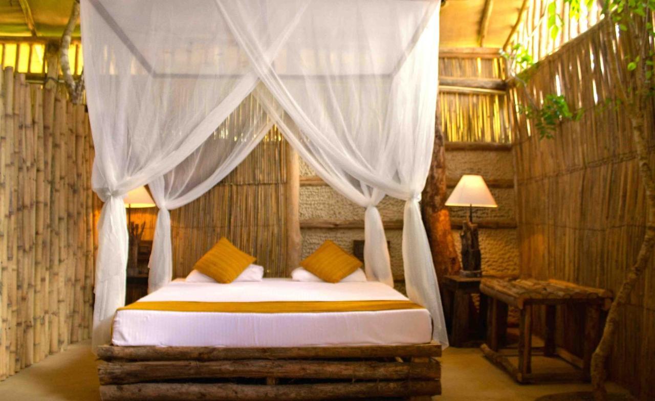 The Saraii Tree Lodge Tissamaharama Exteriör bild