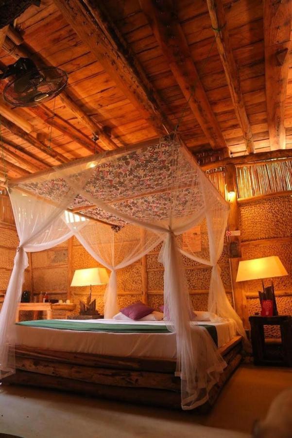 The Saraii Tree Lodge Tissamaharama Exteriör bild