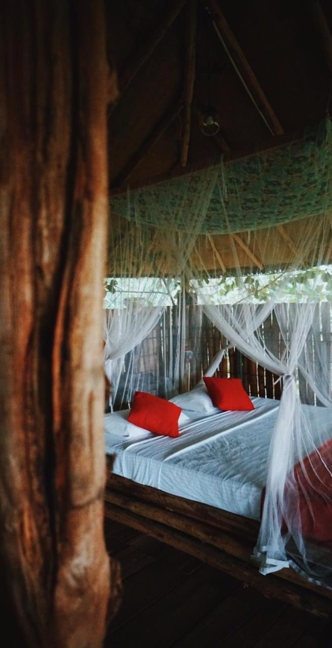 The Saraii Tree Lodge Tissamaharama Exteriör bild
